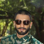 Stars during the promotion of film 'Bajirao Mastani' on the sets of Colors TV serial Swaragini