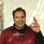 Dharmendra celebrates 80th birthday with cake cutting along with the media