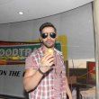Varun Dhawan promotes his film 'Badlapur' by a Mumbai to Pune road trip