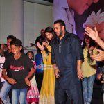 'Prem Ratan Dhan Payo' Star Cast Celebrate Diwali with Kids from 'Dharavi Rocks' Music Band