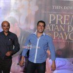 Salman Khan, Sonam Kapoor among other Celebs at film 'Prem Ratan Dhan Payo' trailer launch