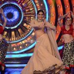 Salman Khan and Sonam Kapoor promote film 'Prem Ratan Dhan Payo' on Day 7 of Bigg Boss 9 house