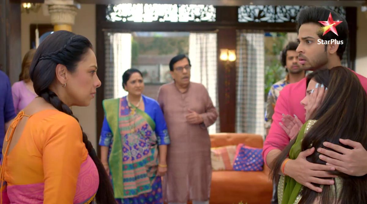 Anupamaa Spoiler Alert: HIGH DRAMA! Anupamaa SLAPS Dimpy, Asks Her To GET OUT Of The Shah House With Samar (Watch Video)