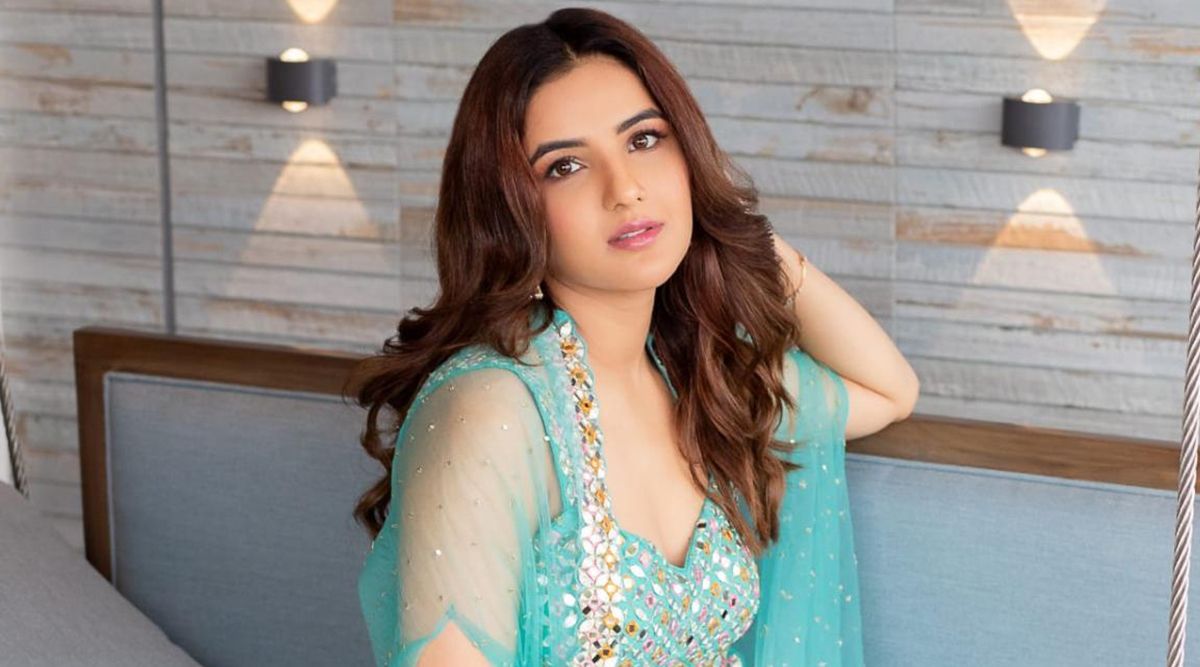 Jasmin Bhasin to make her Bollywood debut with popular director Mahesh Bhatt; filming begins in July