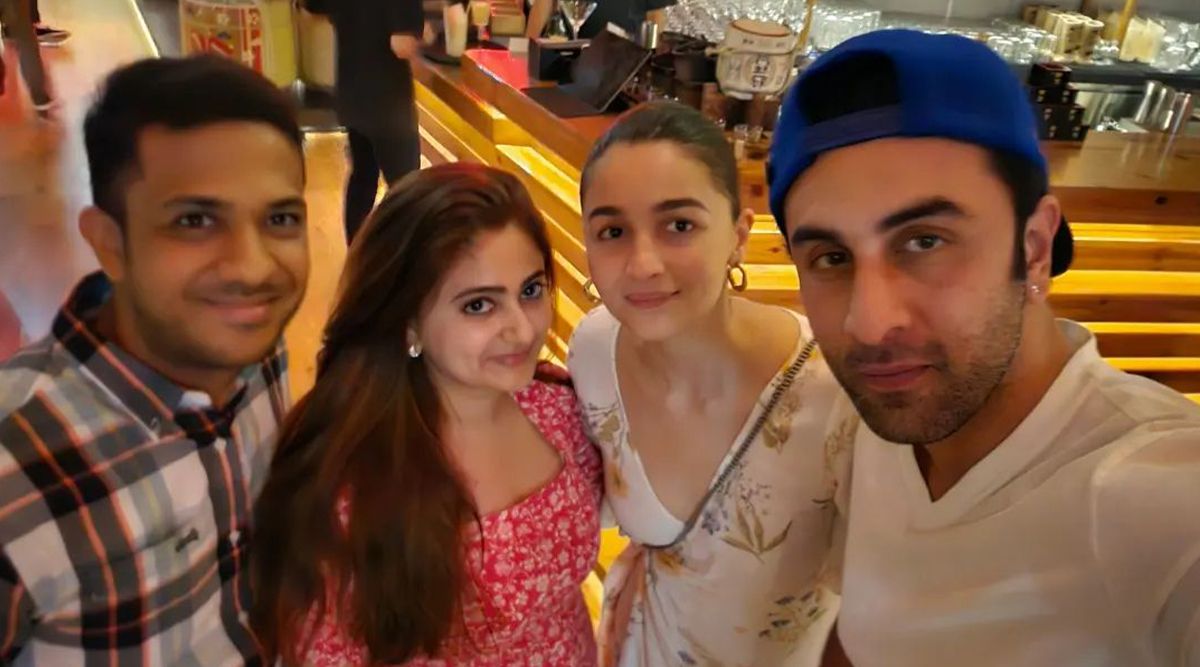 Ranbir Kapoor And Alia Bhatt POSE With Fans In Dubai As They Twin In White Outfits (View Pics)