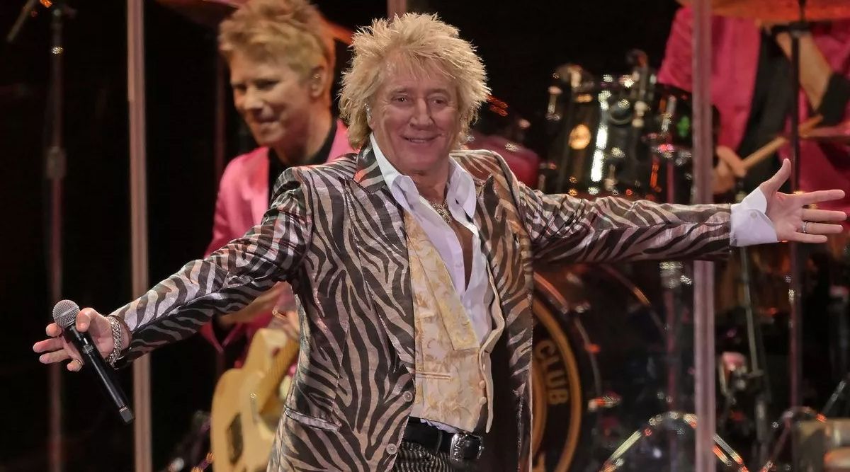 Rod Stewart 'Storms Off Stage' After Concert Cut Short In Plymouth