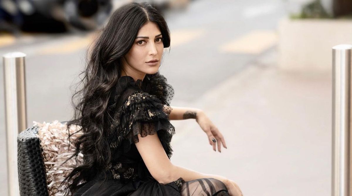 Wow! Shruti Haasan Breaks Into An Impromptu Performance At A Restaurant In London