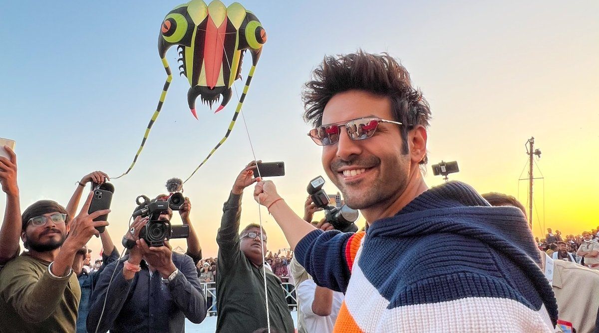 Shehzada Kartik Aaryan Creates History As He Celebrates Makar Sankranti with 1 Lakh Fans!