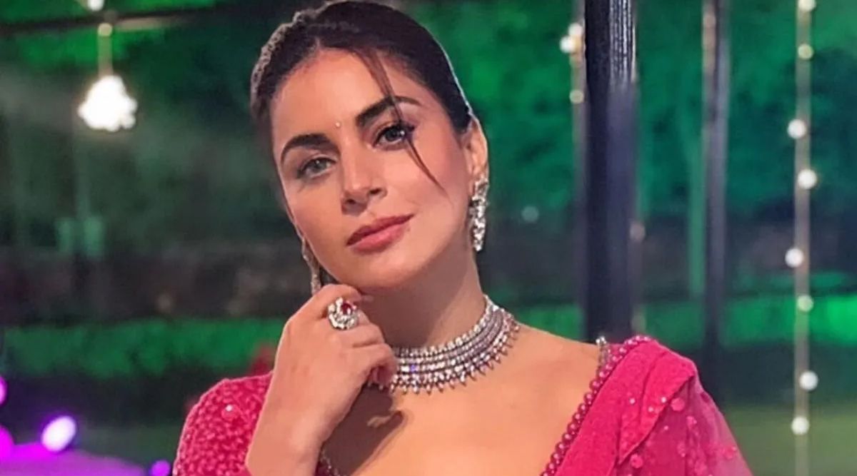 OMG: Interior designer apologises to Shraddha Arya after returning her stolen items