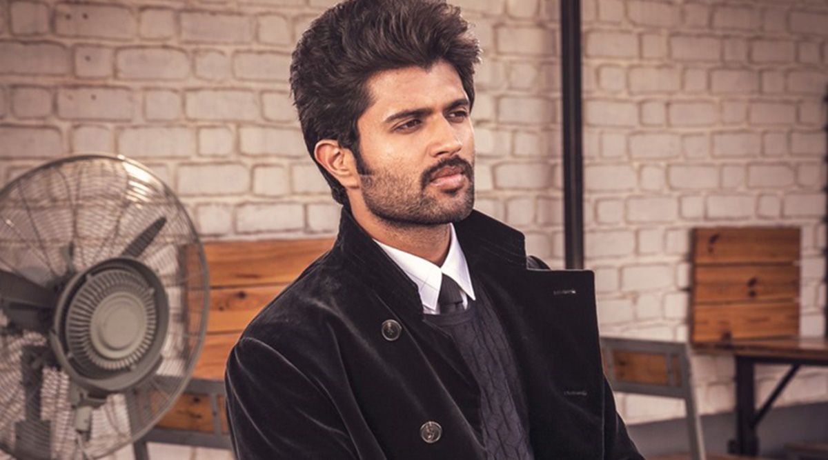 Vijay Deverakonda graces Karan Johar’s Koffee With Karan; take a look at his autographed mug