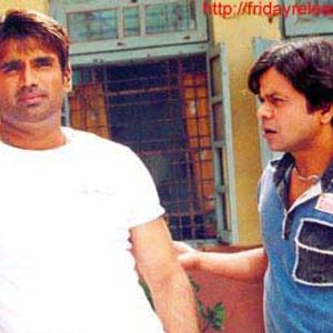 Amar Joshi Shaheed Ho Gaya Still