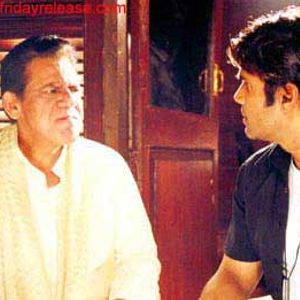 Amar Joshi Shaheed Ho Gaya Still