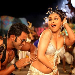 Aiyyaa Still