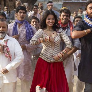 Matru Ki Bijlee Ka Mandola Still