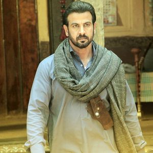 Guddu Rangeela Still