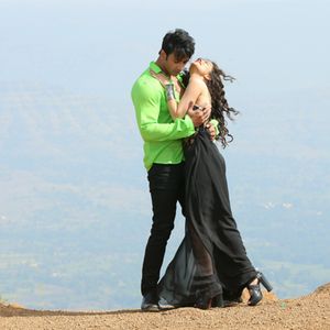 Ishq Ne Krazy Kiya Re Still