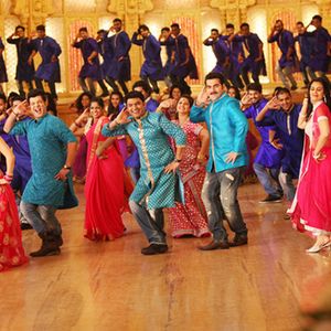 Kis Kisko Pyaar Karoon Still