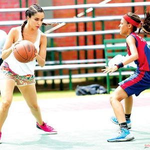 Half Girlfriend Still