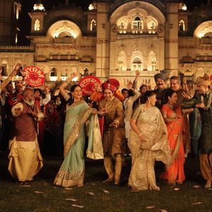 Laali Ki Shaadi Mein Laaddoo Deewana Still