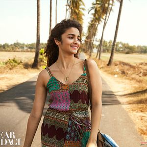 Dear Zindagi Still