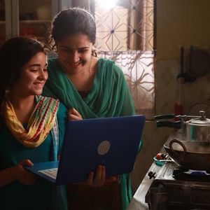 Secret Superstar Still