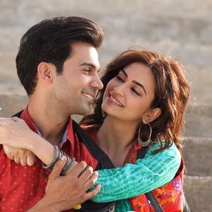 Shaadi Mein Zaroor Aana Still