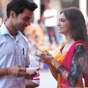 Shaadi Mein Zaroor Aana Still