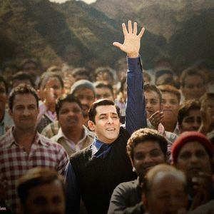 Tubelight Still