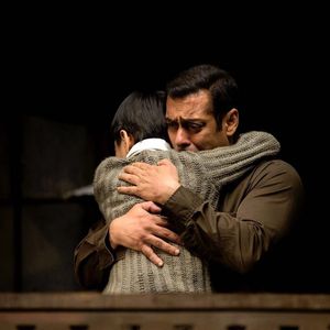 Tubelight Still