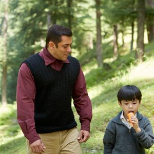Tubelight Still