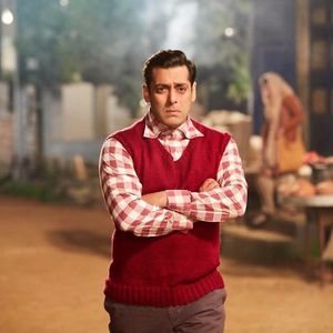 Tubelight Still