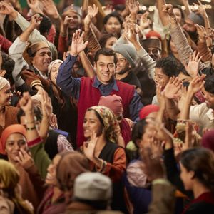 Tubelight Still