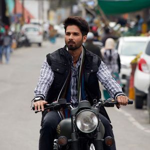 Batti Gul Meter Chalu Still