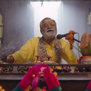 Ekkees Tareekh Shubh Muhurat Still