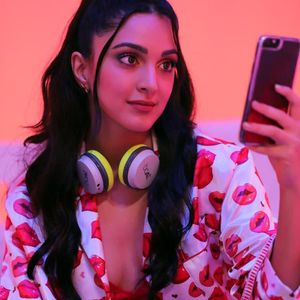 Indoo Ki Jawani Still