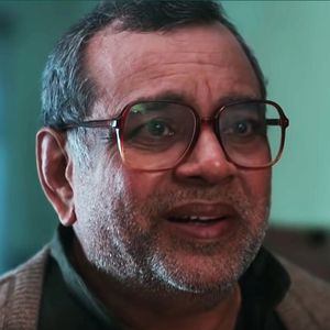 Hum Do Hamare Do Still