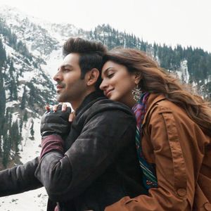 SatyaPrem Ki Katha Still