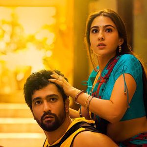 Zara Hatke Zara Bachke Still