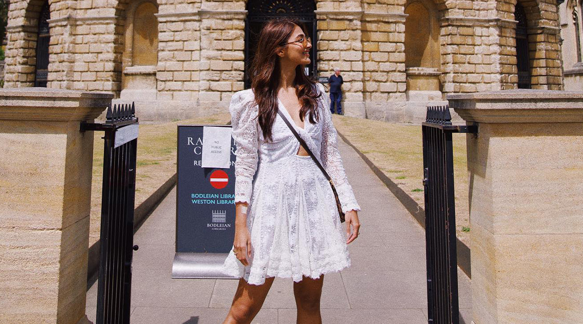 Pooja Hegde looks drop dead gorgeous in new pictures