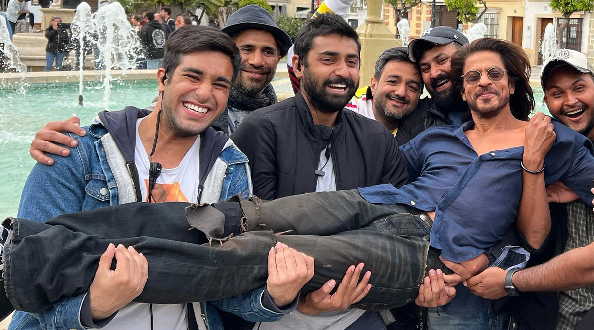 Shah Rukh Khan's unseen photo captivated the eyes of fans from the set of the film PATHAAN; Read More!