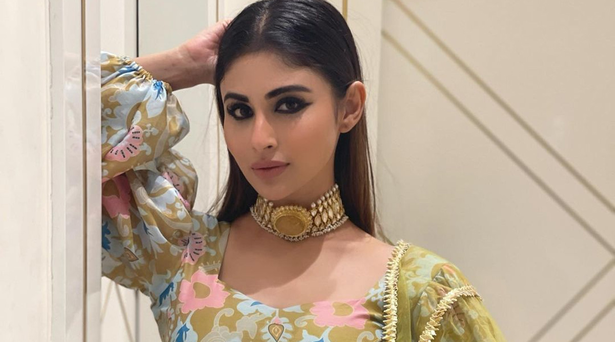 Mouni Roy accidentally CONFIRMS her wedding; set to tie the nuptial knot in few days
