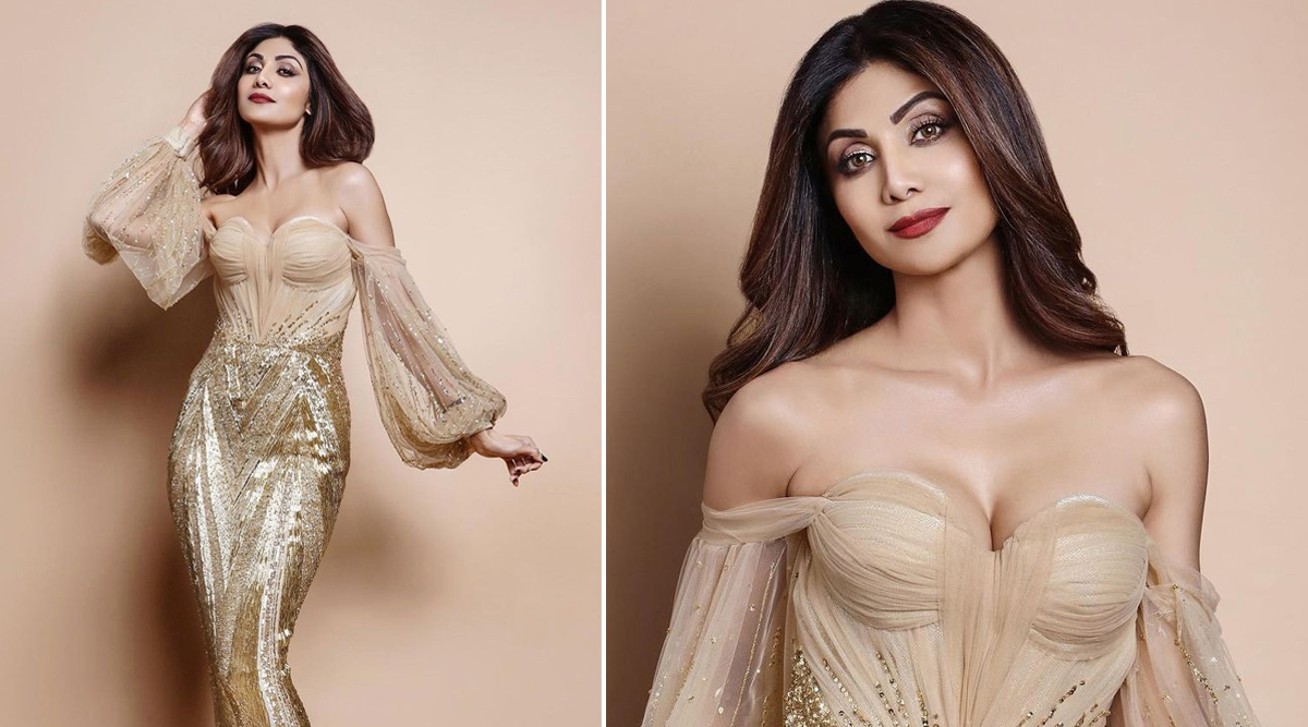 Shilpa Shetty dazzles in this sparkling outfit, dressed for an award show