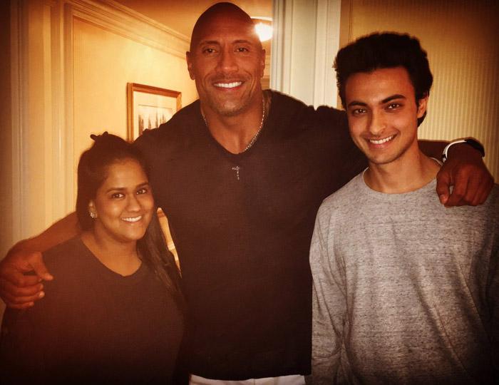 Priyanka Chopra creates a special fan moment for Salman’s sister Arpita with Dwyane Johnson!