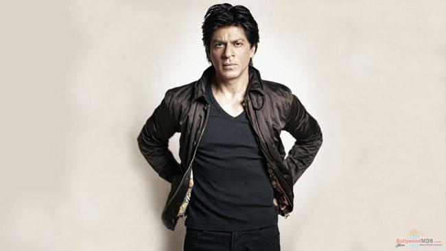 Shah Rukh Khan's dwarf look to be done by Benjamin Button team