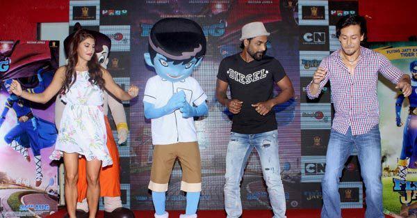 View Pics: Tiger-Jacqueline promote A Flying Jatt with Kids!