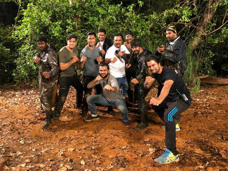 Vidyut Jammwal and the team of Junglee just wrapped an action sequence!